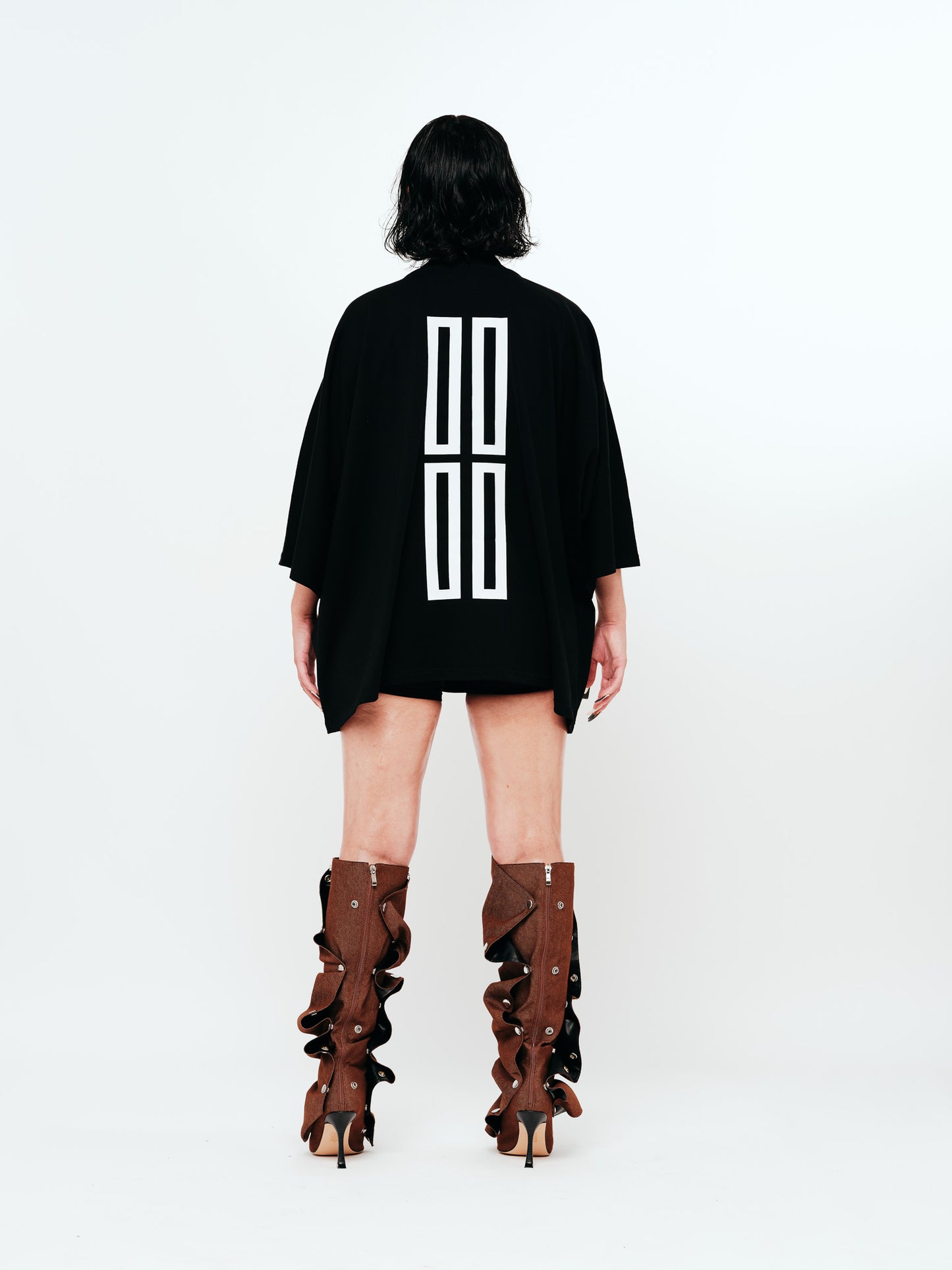 "HOOLIGANS" OVERSIZE T-SHIRT