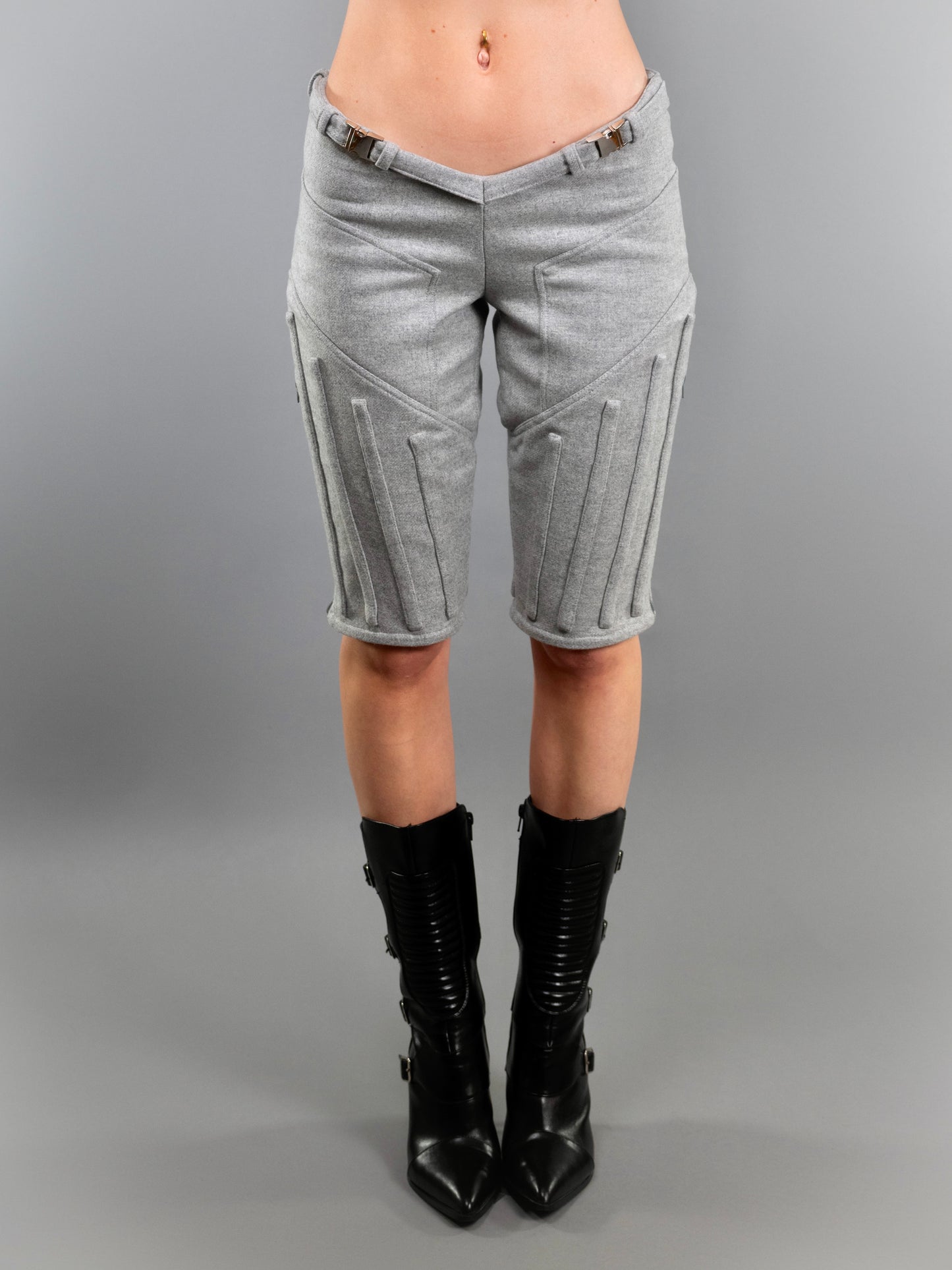 "UNIFORM" GREY WOOL SHORTS